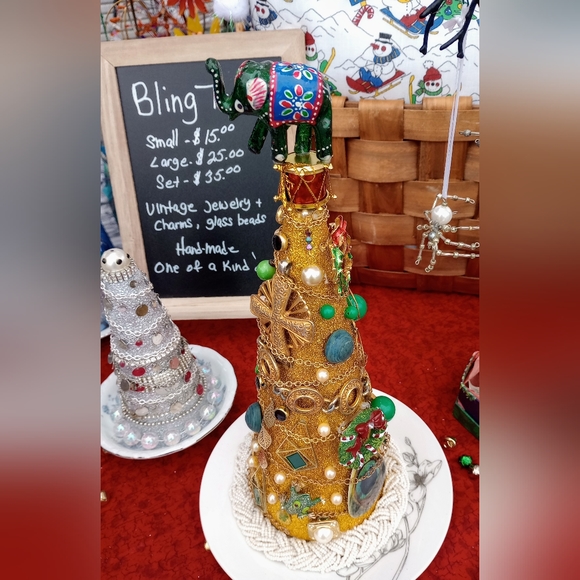 Bling Holiday Trees - Picture 2 of 5